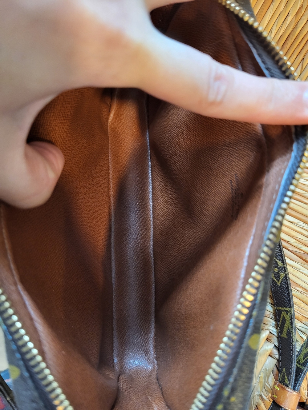 Louis Vuitton Marlee Crossbody - Picture 5 of 8
